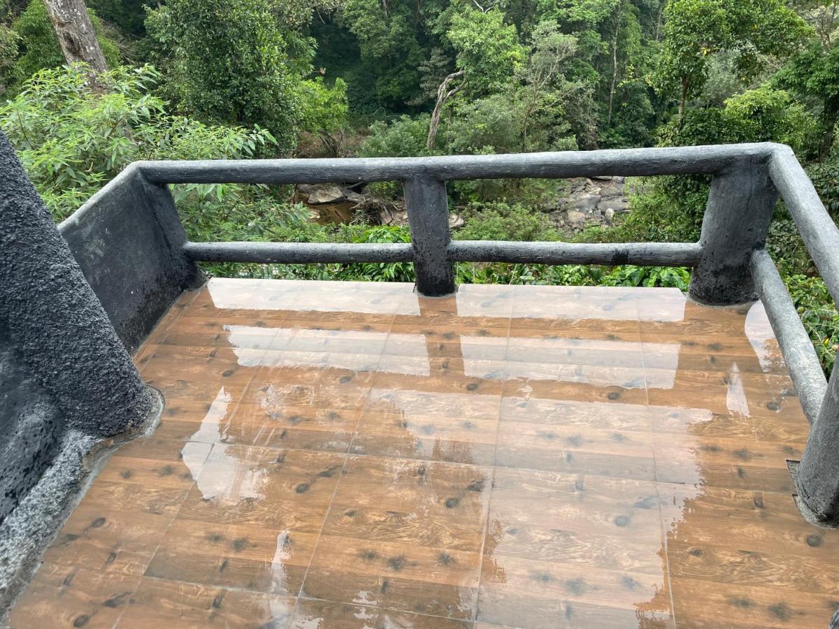 Vila Rai'S Coorg Cave House Madikeri Exteriér fotografie